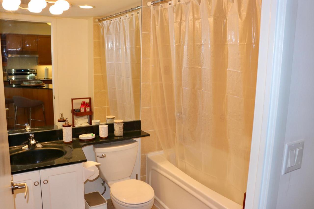 Apartment/2Bedrooms/2 Full Bathrooms/Free Parking โตรอนโต ภายนอก รูปภาพ