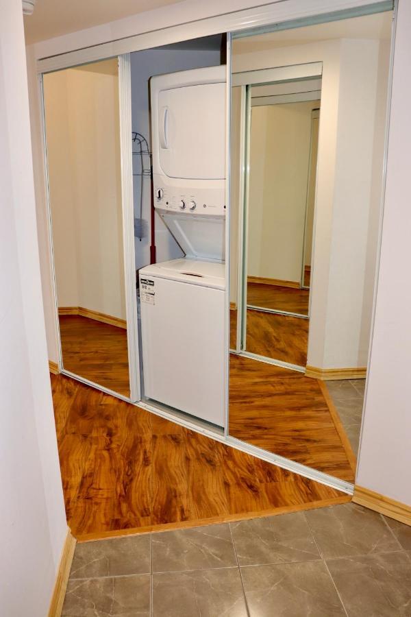 Apartment/2Bedrooms/2 Full Bathrooms/Free Parking โตรอนโต ภายนอก รูปภาพ