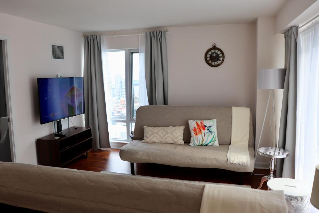 Apartment/2Bedrooms/2 Full Bathrooms/Free Parking โตรอนโต ภายนอก รูปภาพ