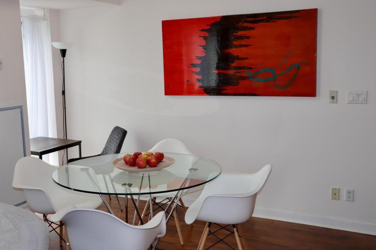 Apartment/2Bedrooms/2 Full Bathrooms/Free Parking โตรอนโต ภายนอก รูปภาพ